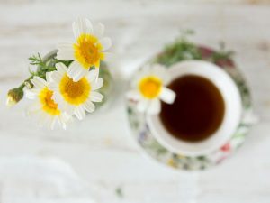 Você Usa Chá de Camomila e Mel Para Dor de Cabeça?